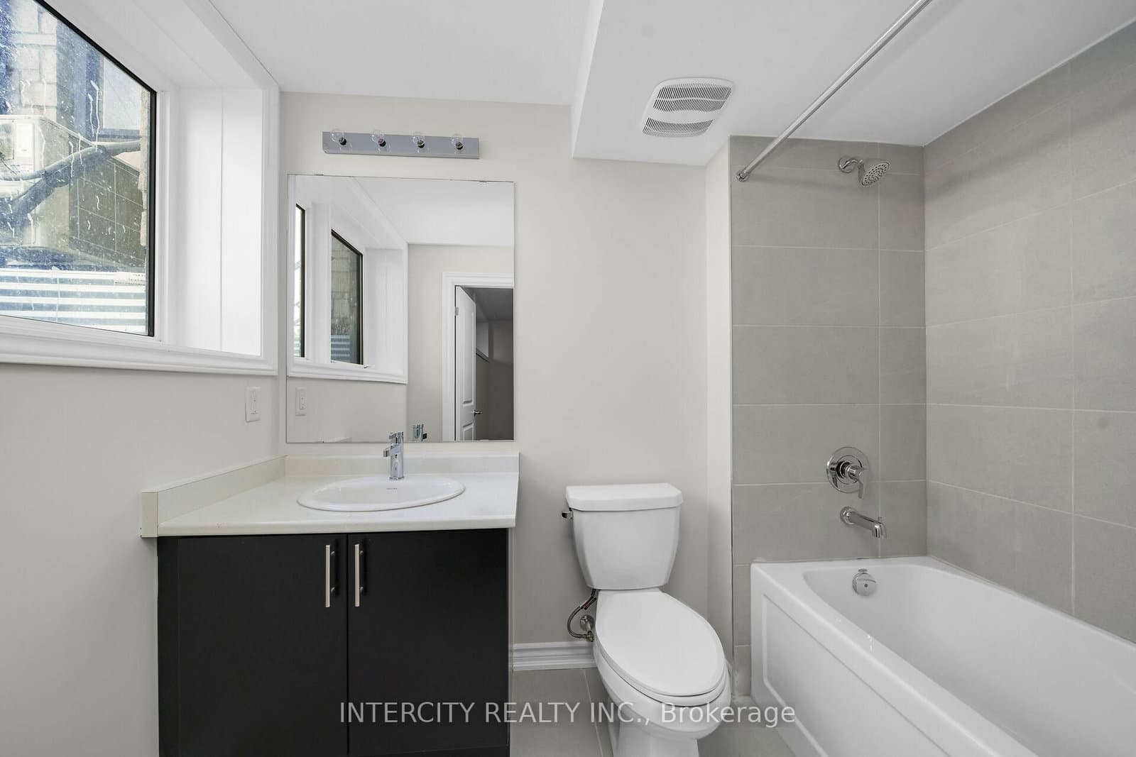 471 Tim Manley Avenue, Unit 31F thumbnail 16