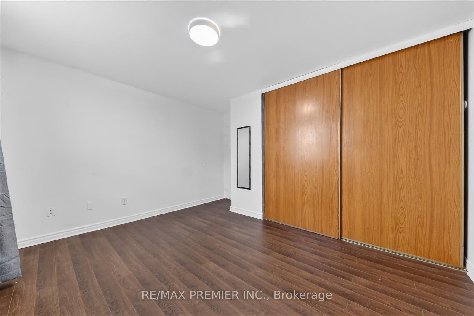 3555 Derry Road E, Unit 712 thumbnail 10