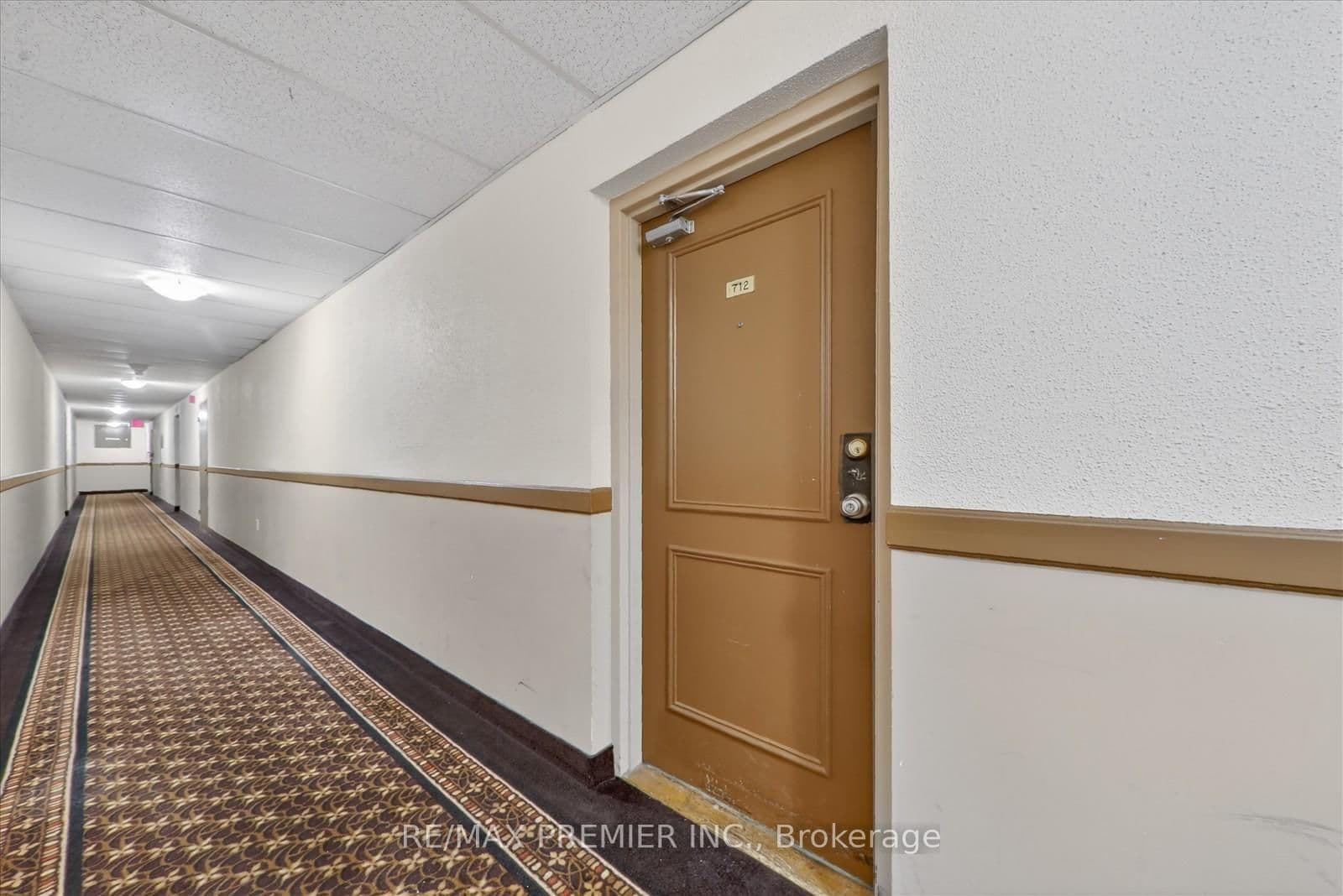 3555 Derry Road E, Unit 712 thumbnail 16