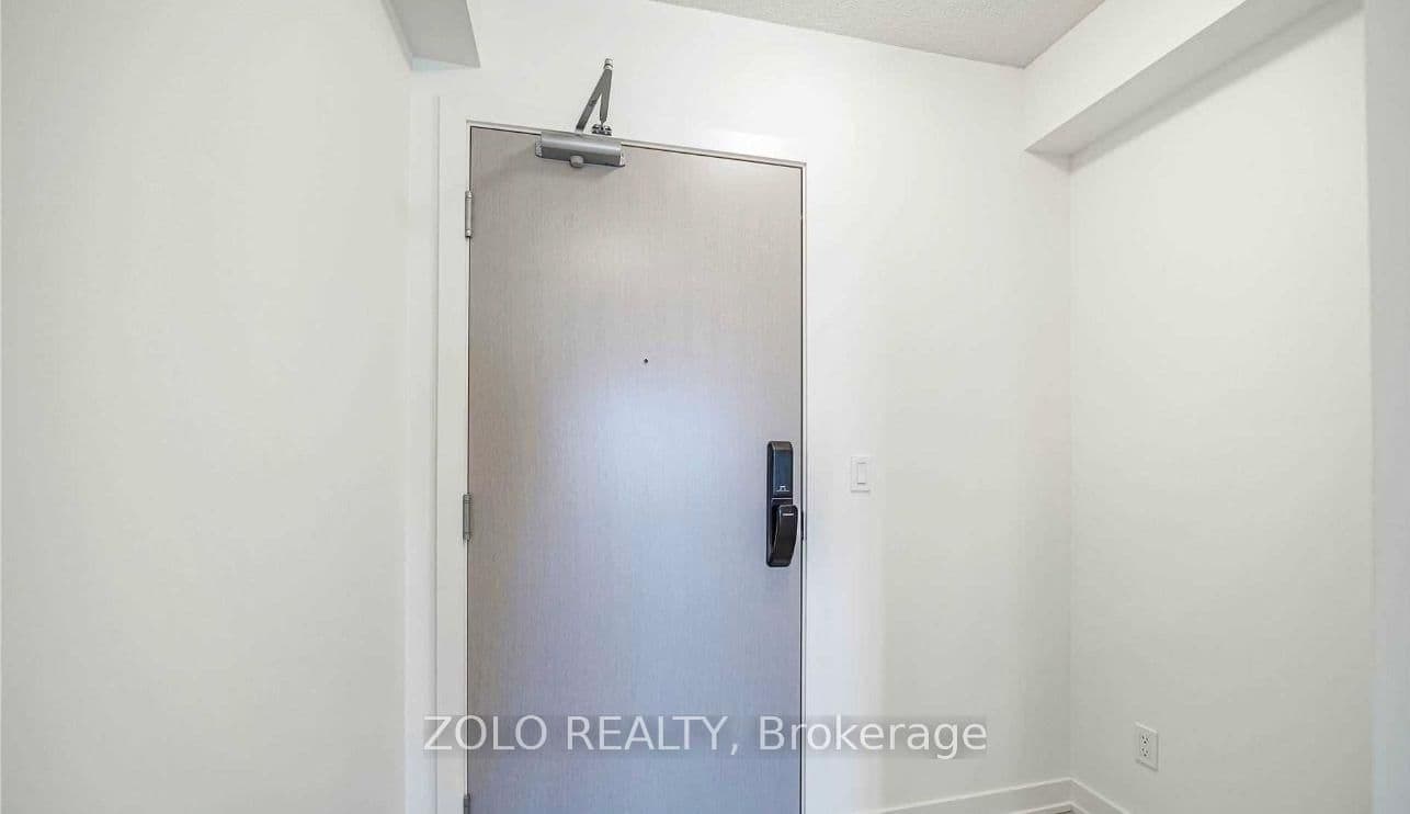 3200 Dakota Common, Unit B520 thumbnail 6