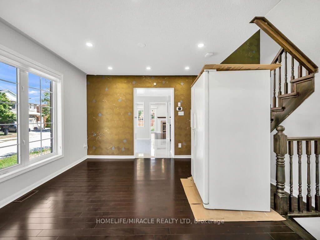 55 Secord Crescent thumbnail 12