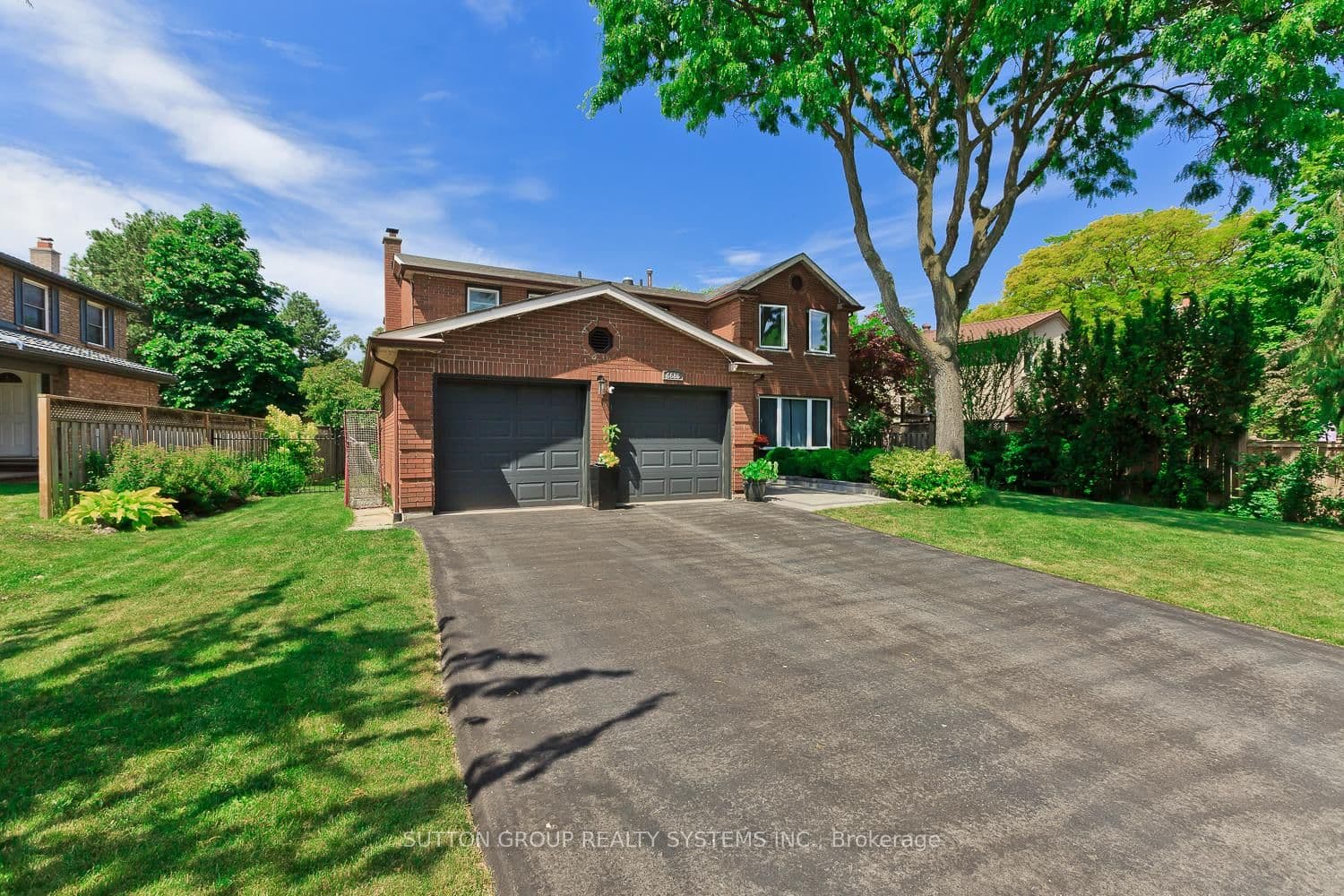 6686 Barrisdale Drive thumbnail 2