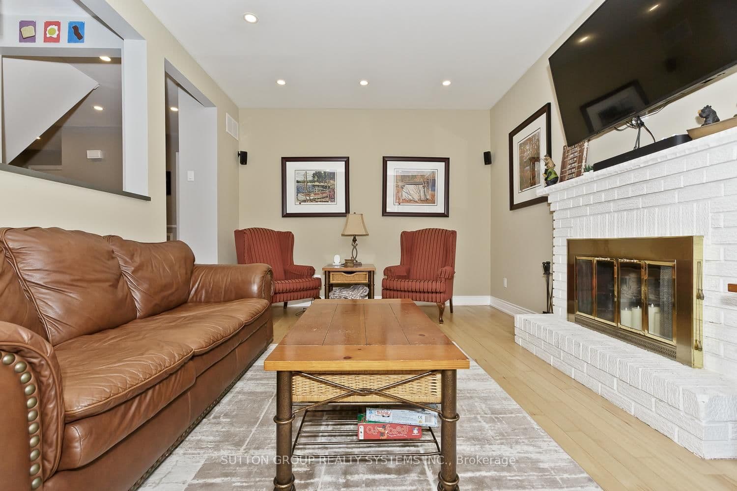 6686 Barrisdale Drive thumbnail 24