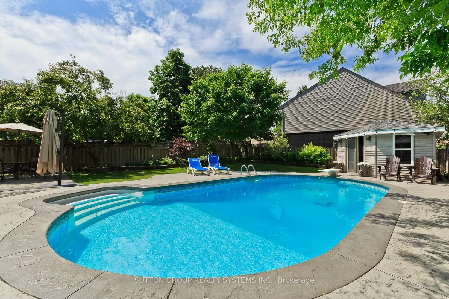 6686 Barrisdale Drive thumbnail 45