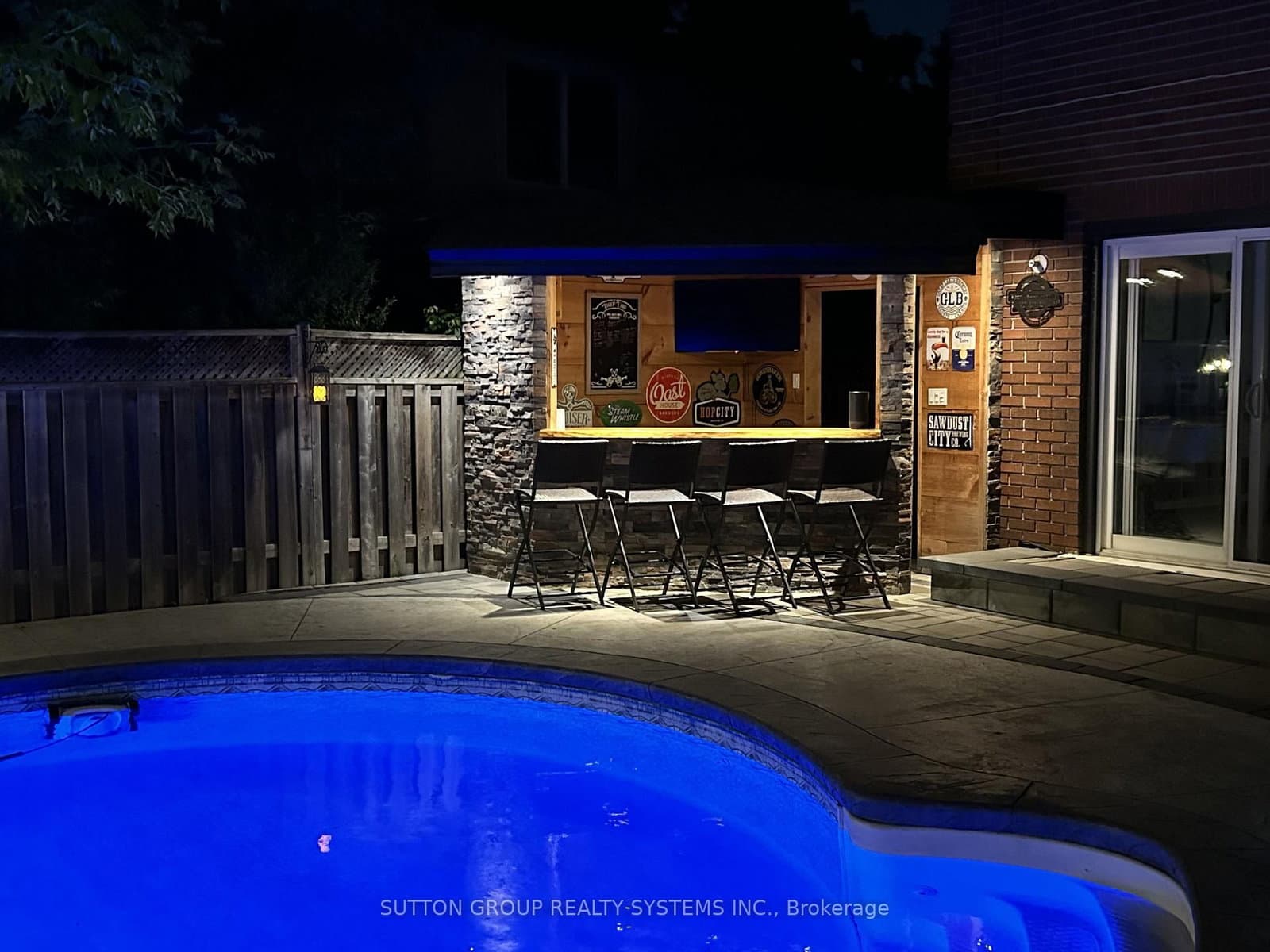 6686 Barrisdale Drive thumbnail 49