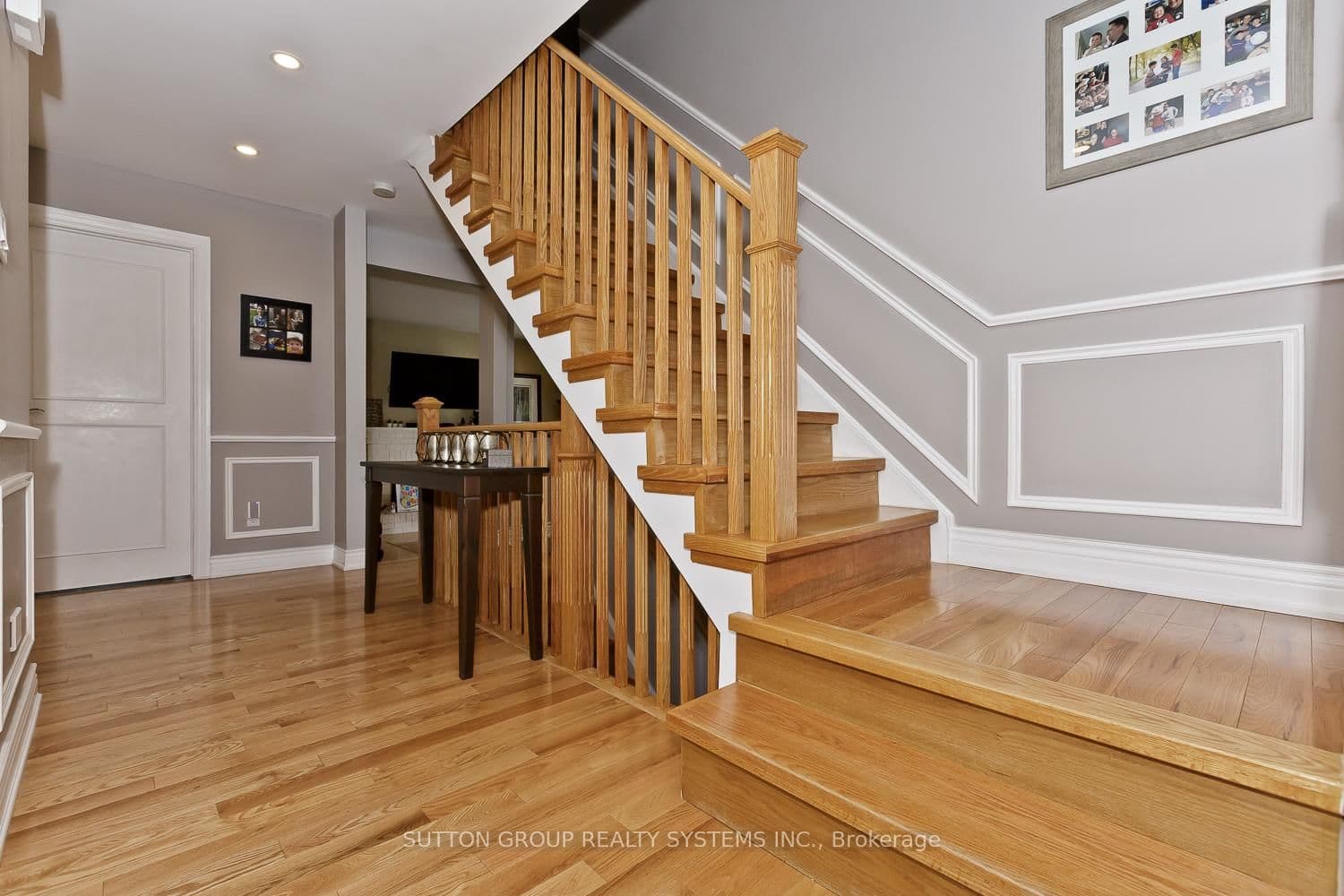 6686 Barrisdale Drive thumbnail 7