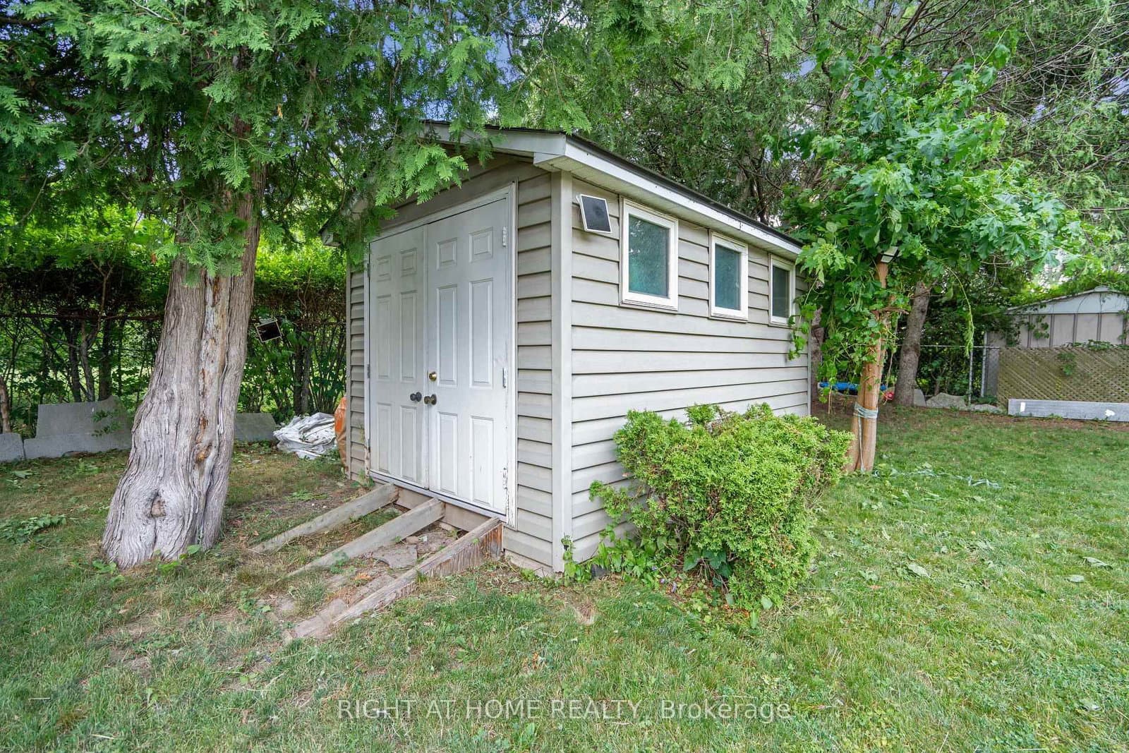 2343 Mountainside Drive thumbnail 41
