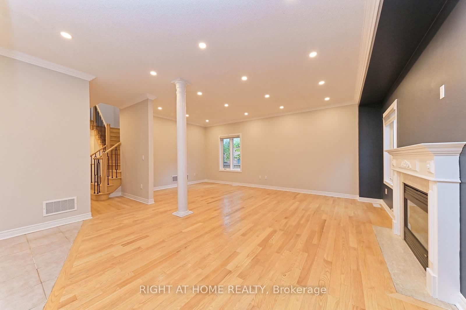 6843 Campbell Settler Court thumbnail 11