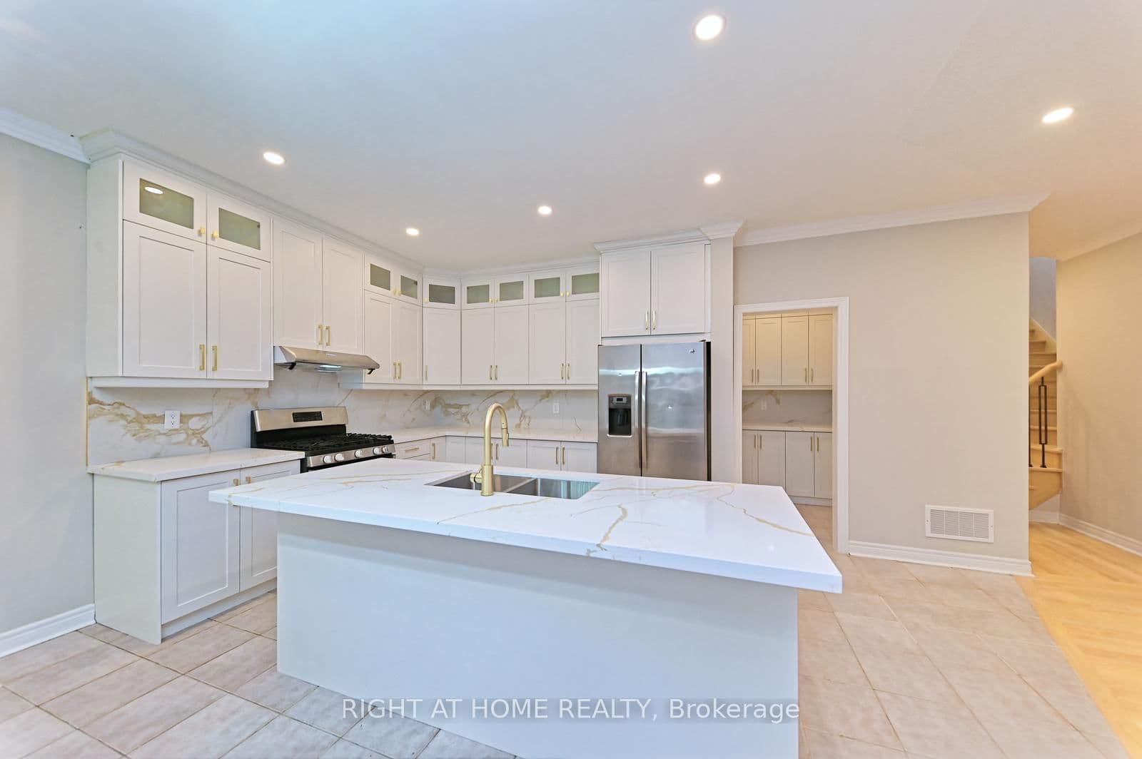 6843 Campbell Settler Court thumbnail 15