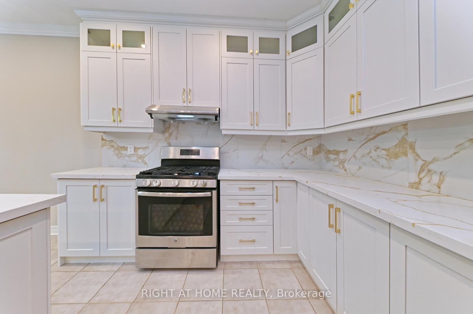 6843 Campbell Settler Court thumbnail 19