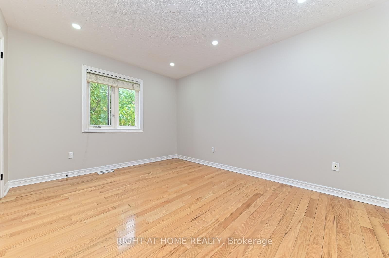 6843 Campbell Settler Court thumbnail 32