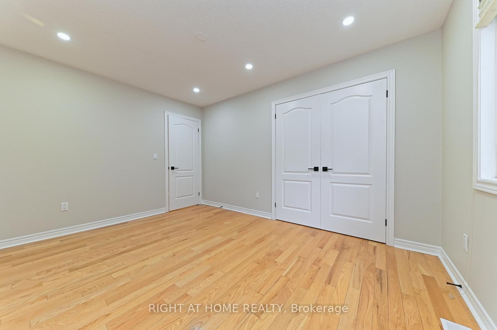 6843 Campbell Settler Court thumbnail 33