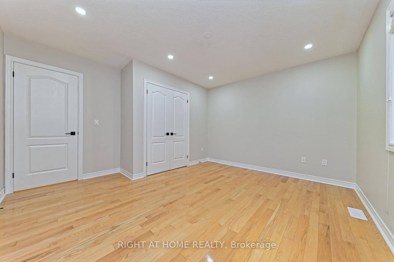 6843 Campbell Settler Court thumbnail 40
