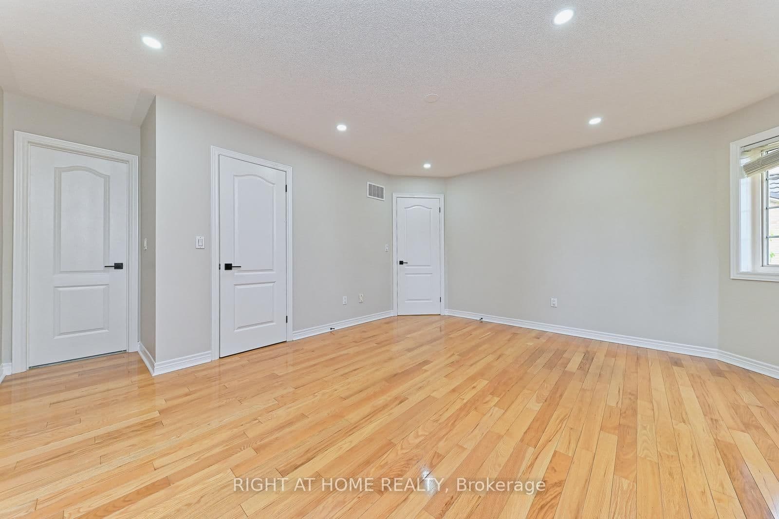 6843 Campbell Settler Court thumbnail 43