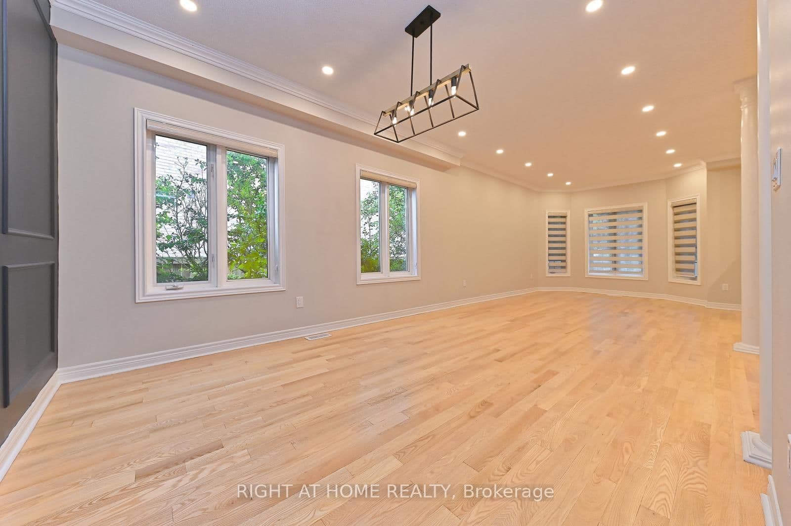 6843 Campbell Settler Court thumbnail 9