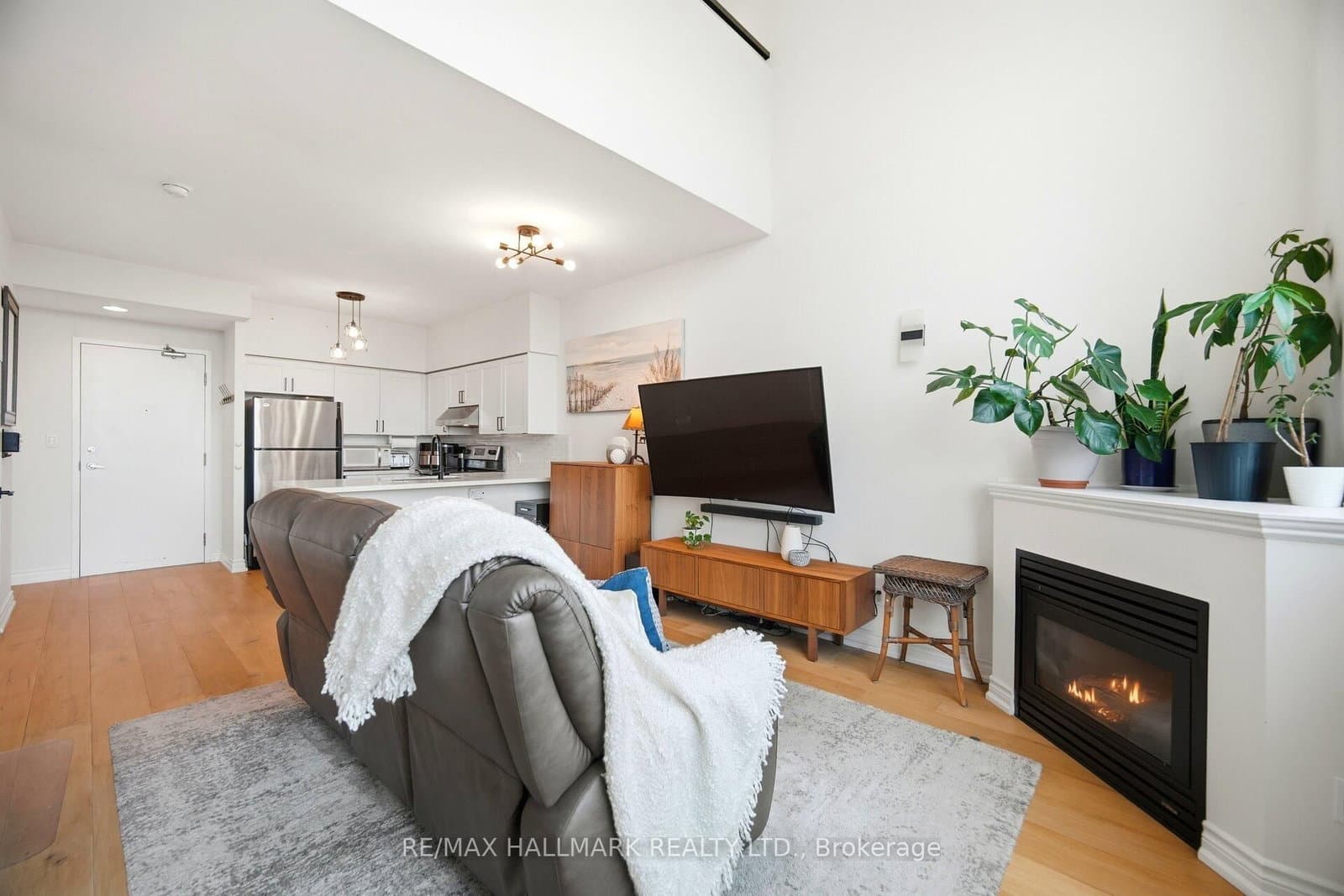 200 Manitoba Street, Unit 624 thumbnail 13