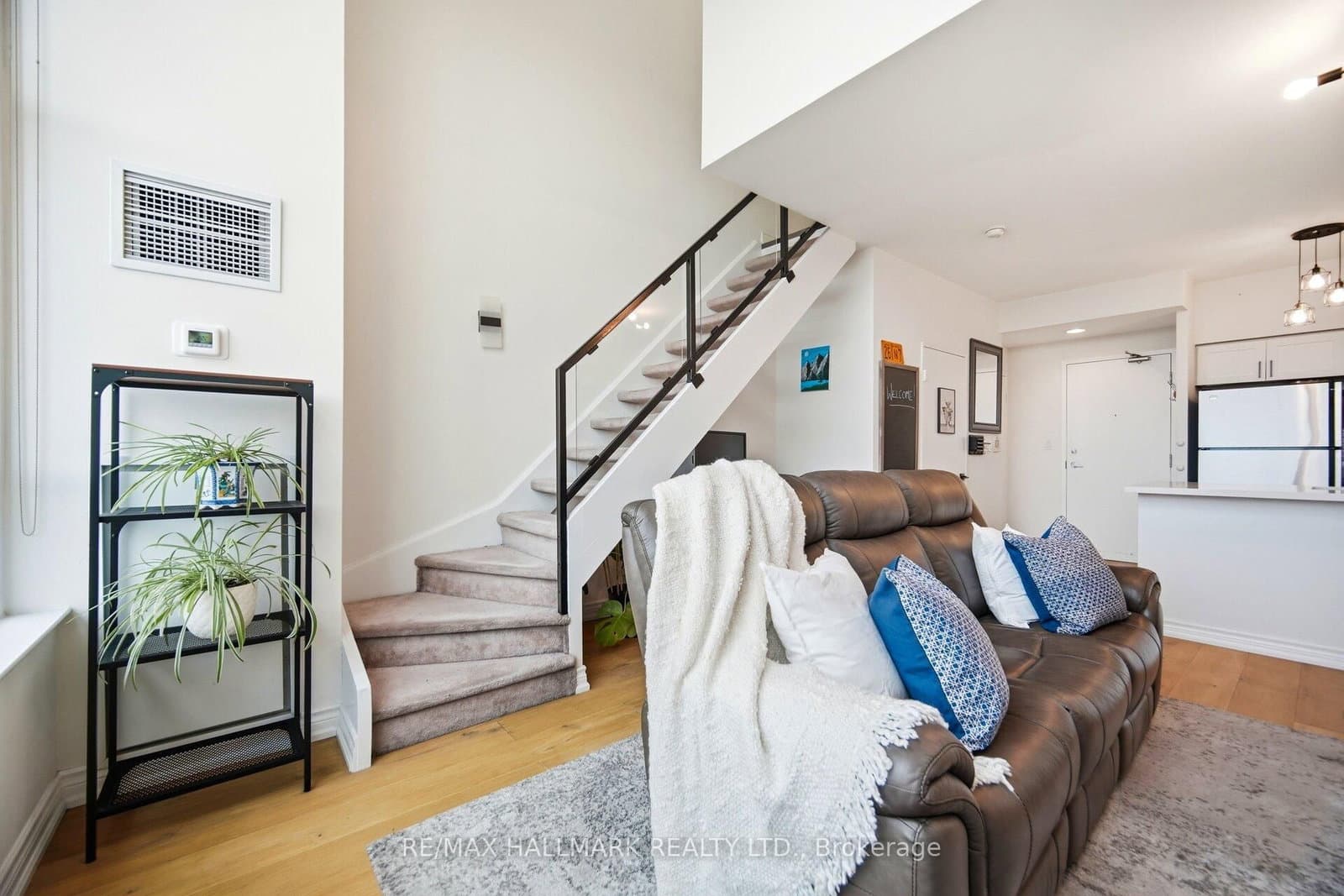 200 Manitoba Street, Unit 624 thumbnail 18