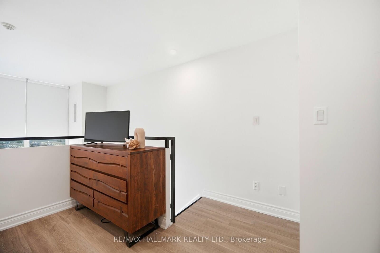 200 Manitoba Street, Unit 624 thumbnail 20