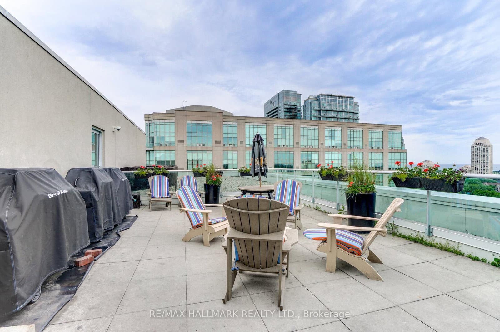 200 Manitoba Street, Unit 624 thumbnail 33