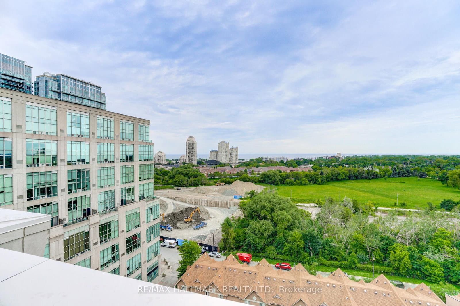 200 Manitoba Street, Unit 624 thumbnail 35