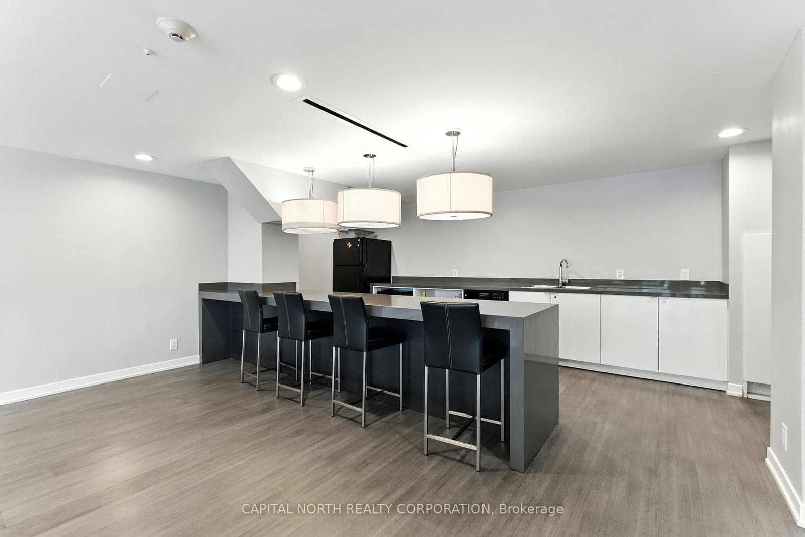 1940 Ironstone Drive, Unit 213 thumbnail 18