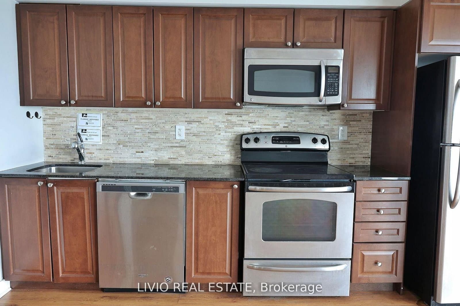 155 Legion Road N, Unit 2101 thumbnail 5
