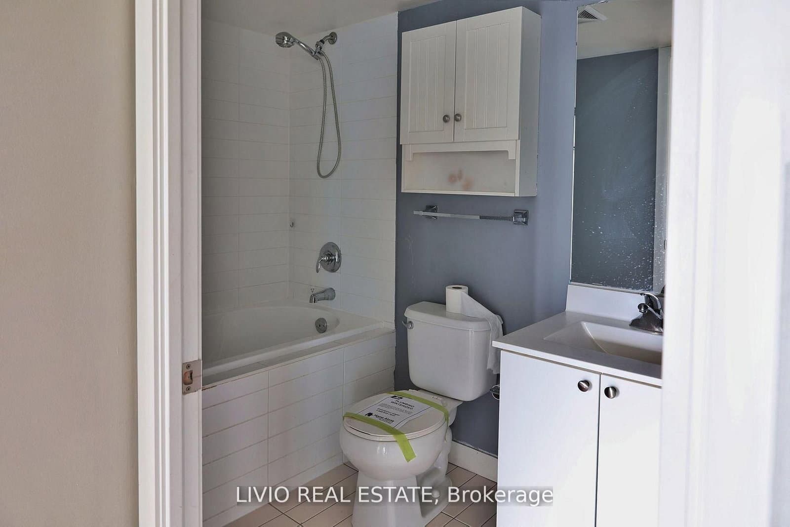 155 Legion Road N, Unit 2101 thumbnail 7