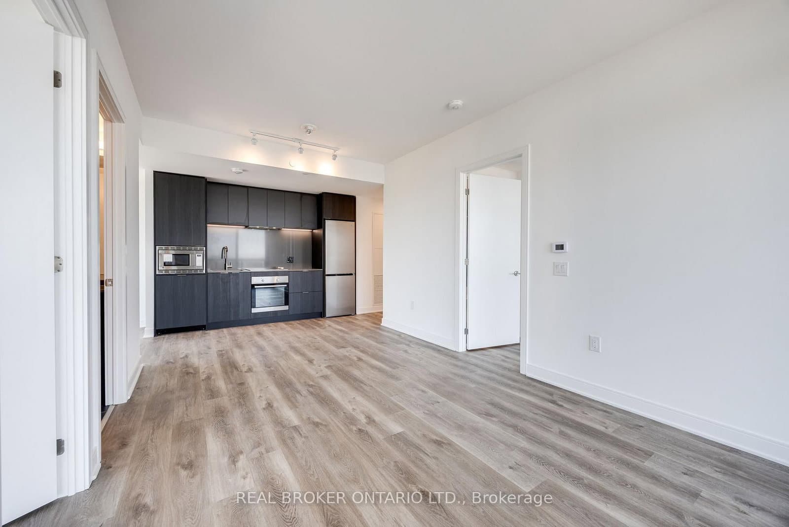 86 Dundas Street E, Unit 1602 thumbnail 21