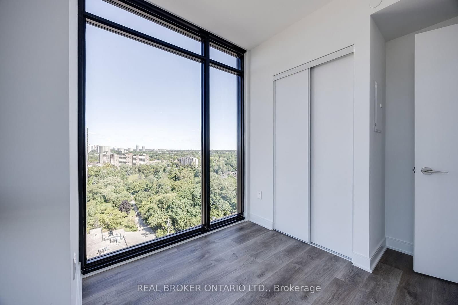 86 Dundas Street E, Unit 1602 thumbnail 23