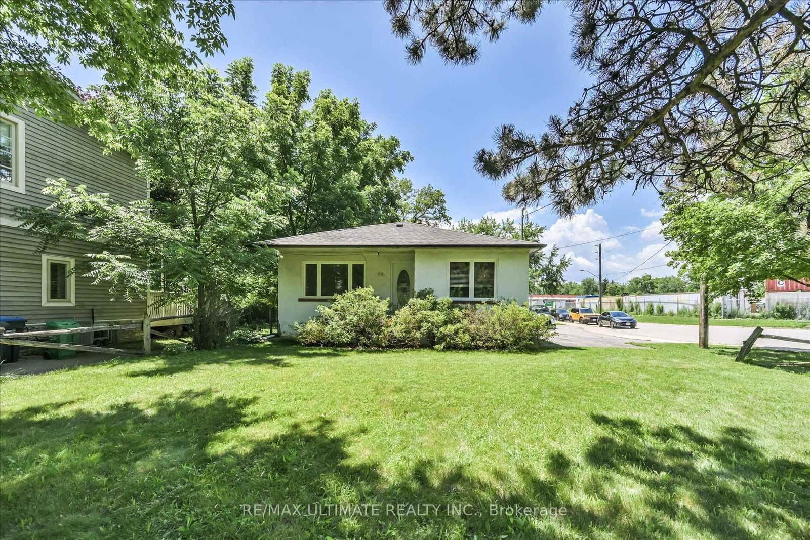 1076 Dixie Road - Image 1