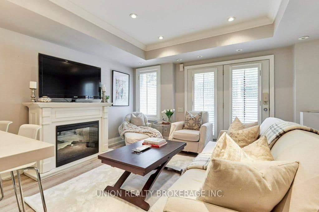 93 The Queensway, Unit 39 thumbnail 5