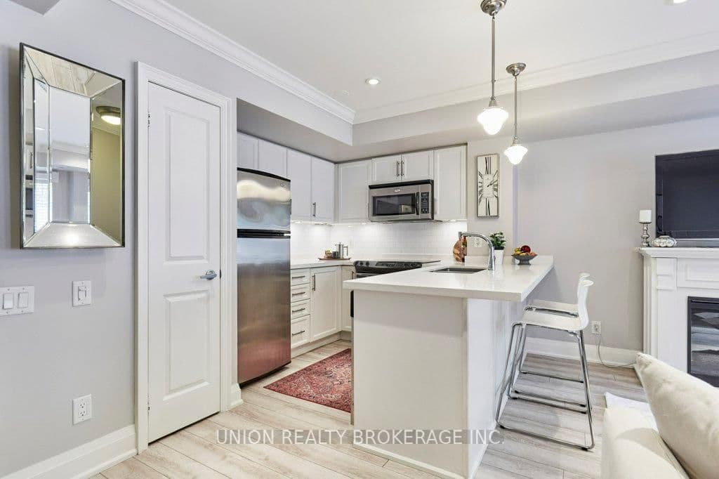 93 The Queensway, Unit 39 thumbnail 9