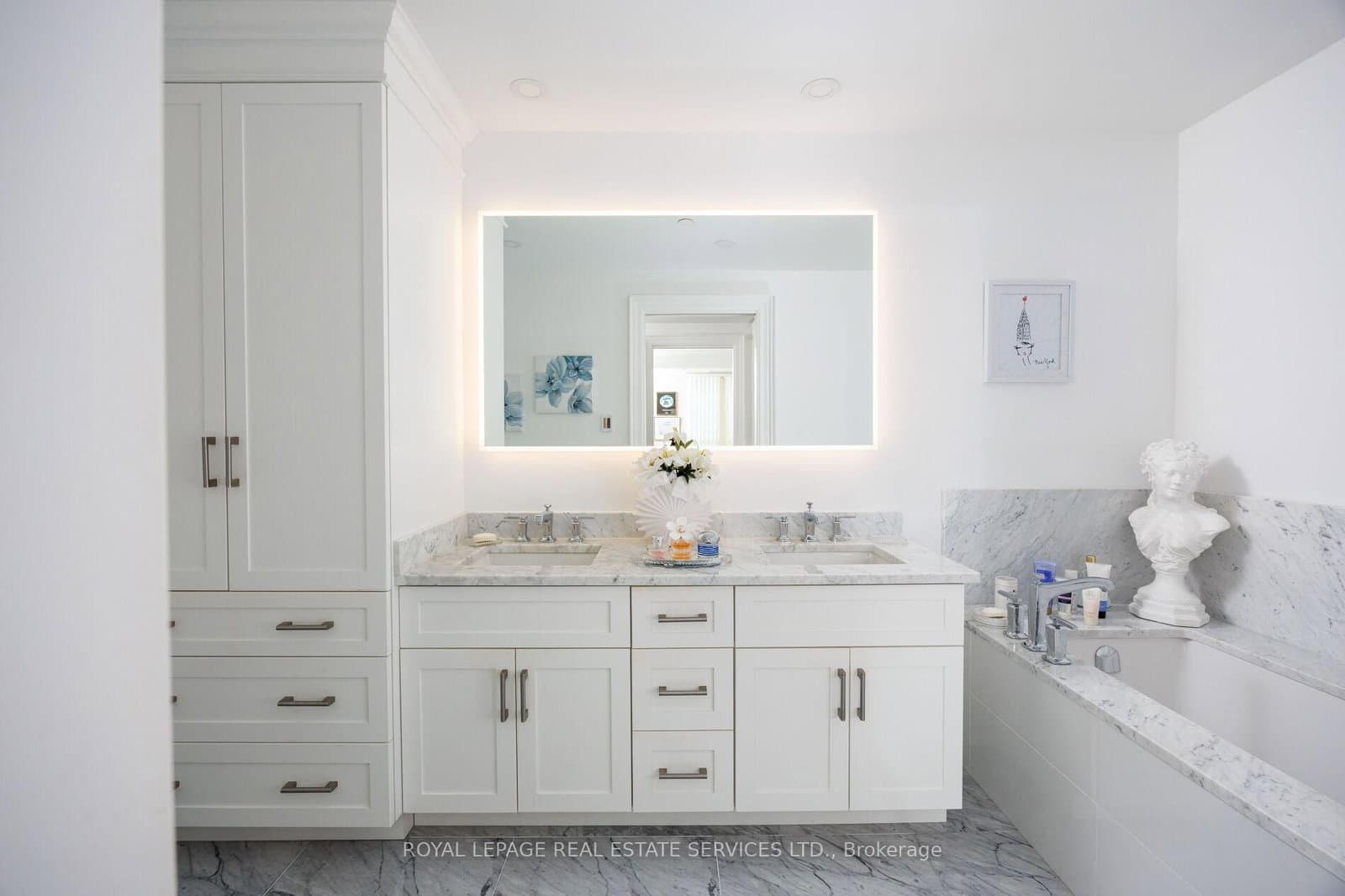 2060 Lakeshore Road, Unit 1802 thumbnail 27
