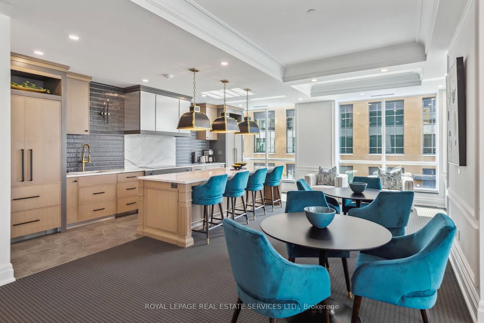 2060 Lakeshore Road, Unit 1802 thumbnail 37