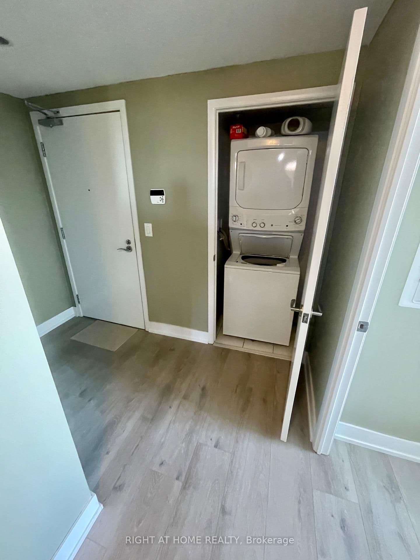 3091 Dufferin Street, Unit 608 thumbnail 18
