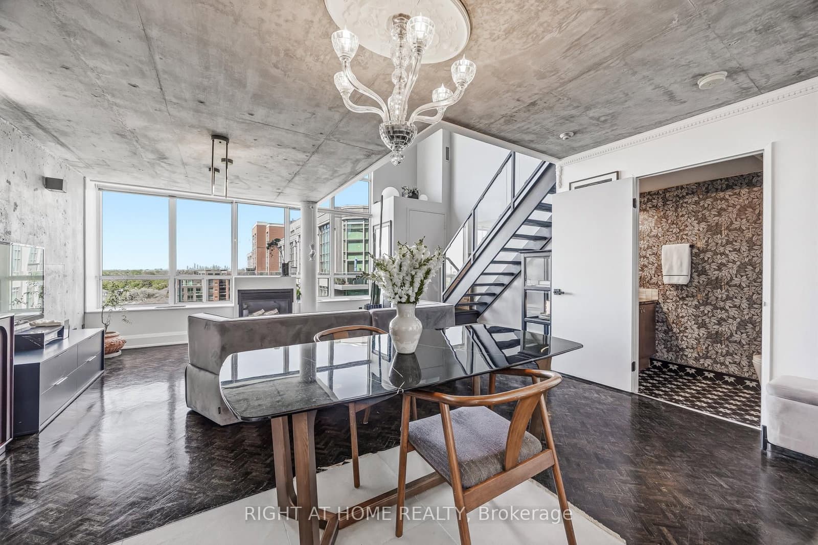 250 Manitoba Street, Unit 612 thumbnail 15