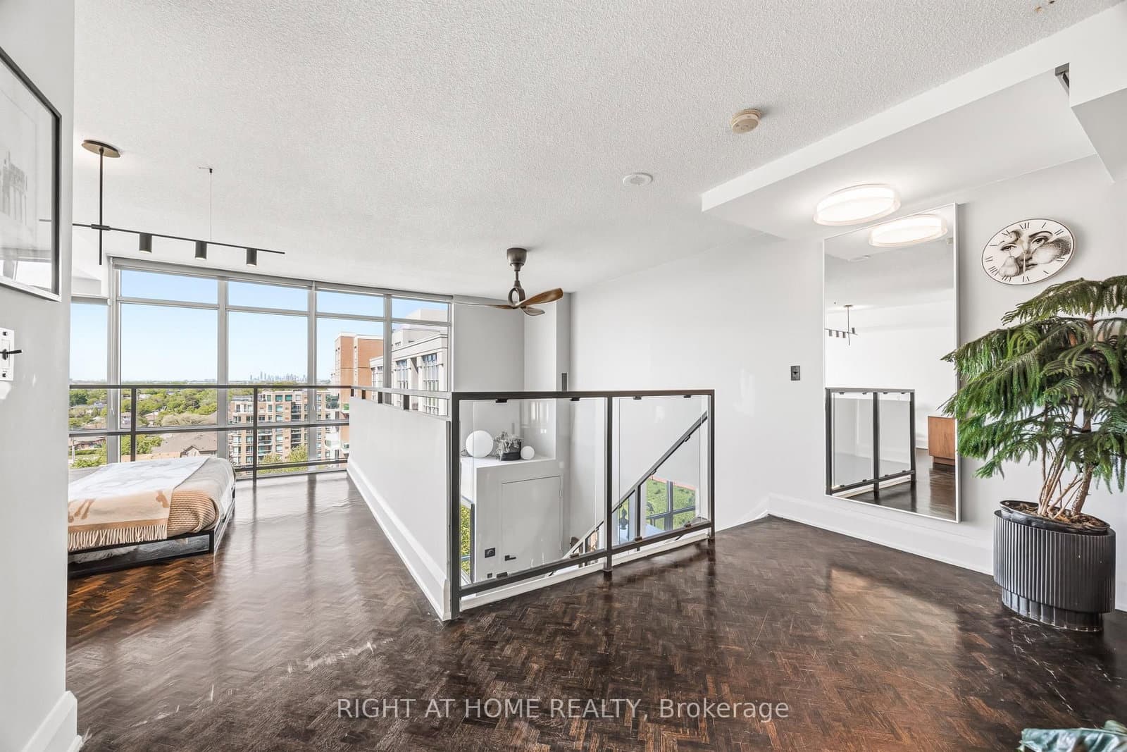 250 Manitoba Street, Unit 612 thumbnail 21