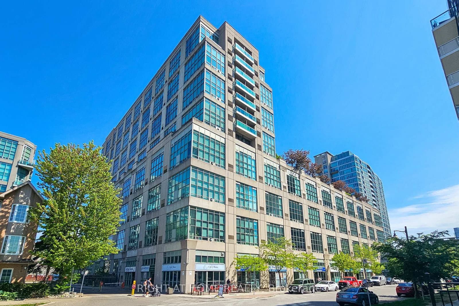 250 Manitoba Street, Unit 612 thumbnail 39