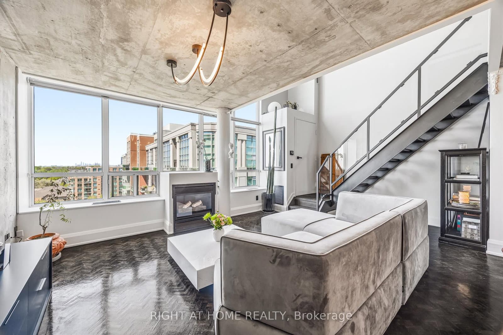 250 Manitoba Street, Unit 612 thumbnail 7