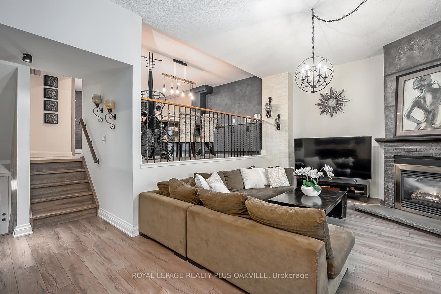 1051 Cedarglen Gate, Unit 51 thumbnail 8