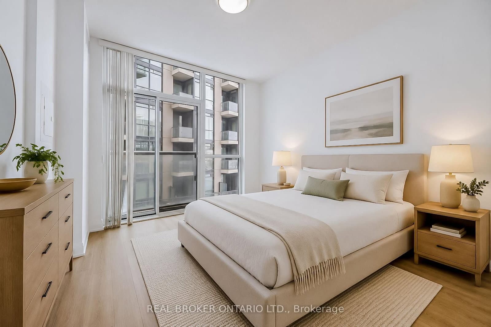 56 Annie Craig Drive, Unit 302 thumbnail 3