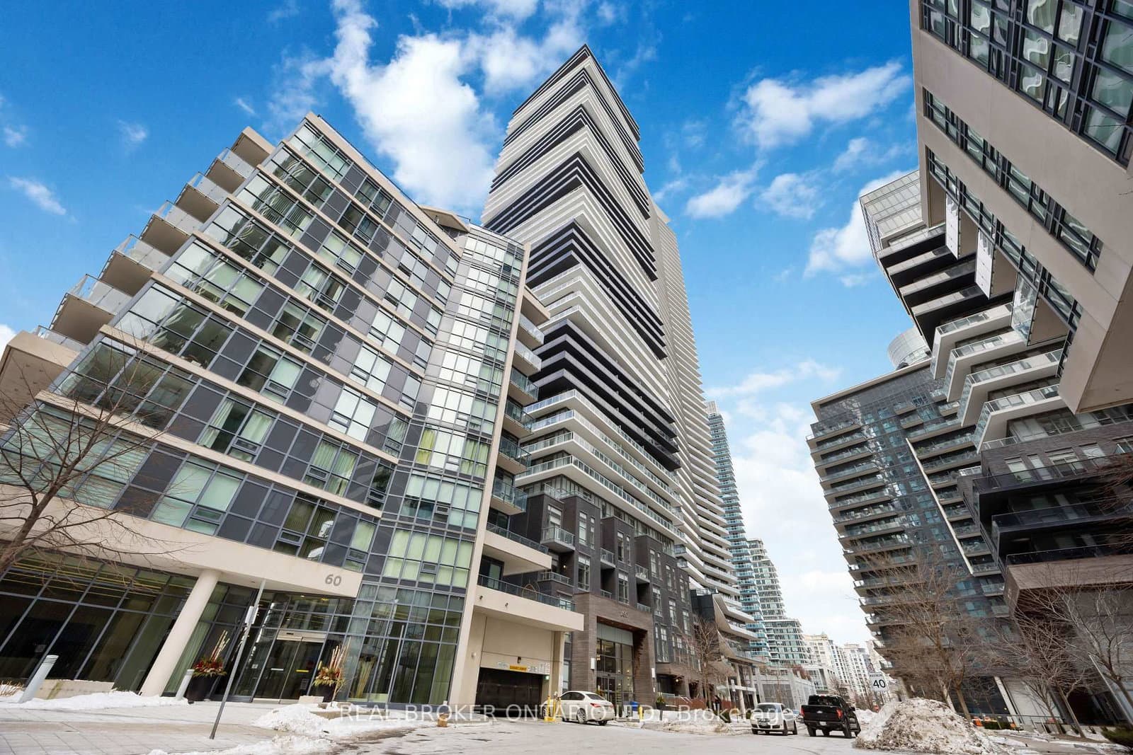 56 Annie Craig Drive, Unit 302 thumbnail 31