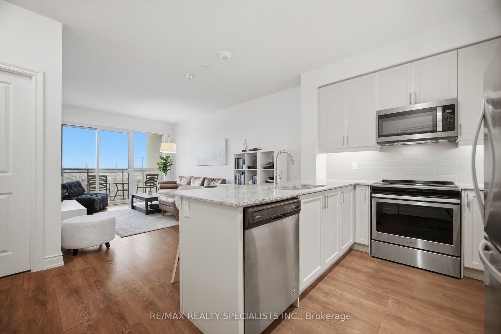 1050 E Main Street E, Unit 405