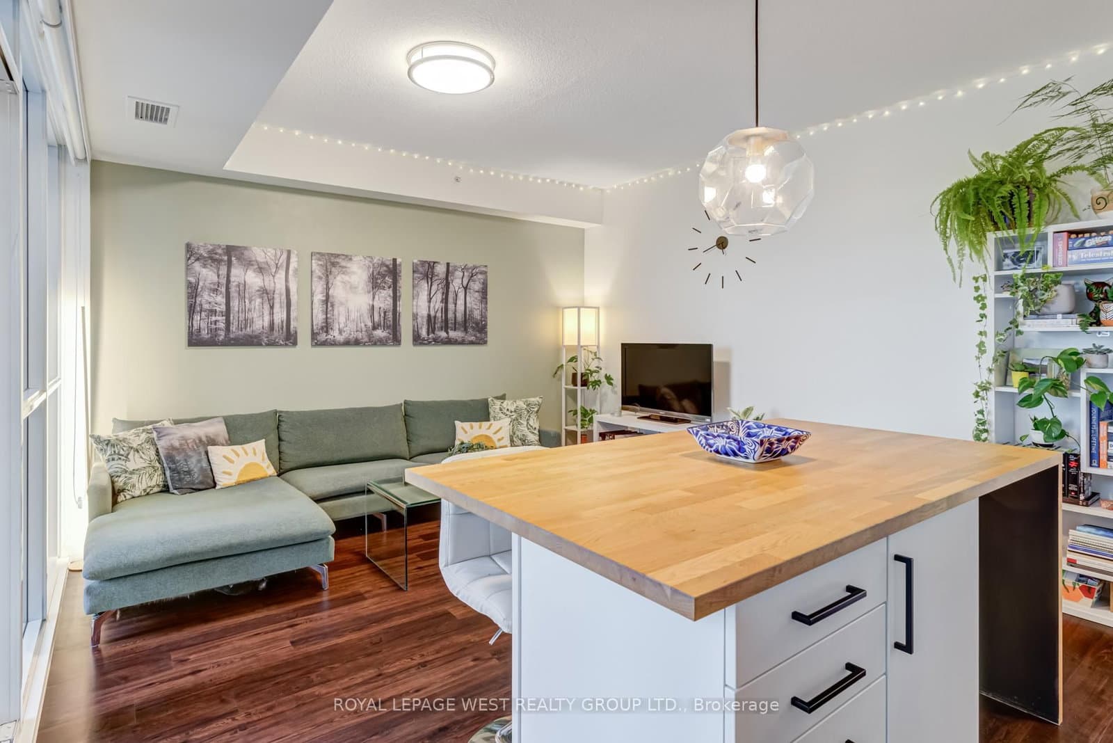 2087 Fairview Street, Unit 1002 thumbnail 13