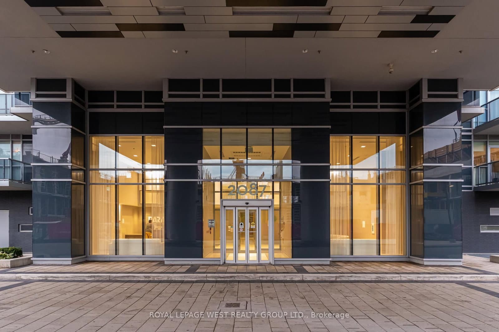 2087 Fairview Street, Unit 1002 thumbnail 2