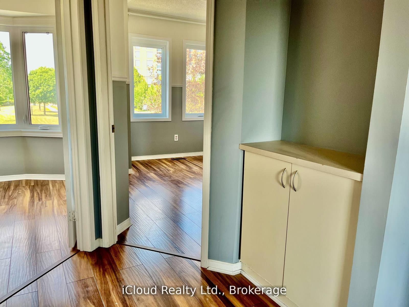 40 Glenashton Drive thumbnail 16