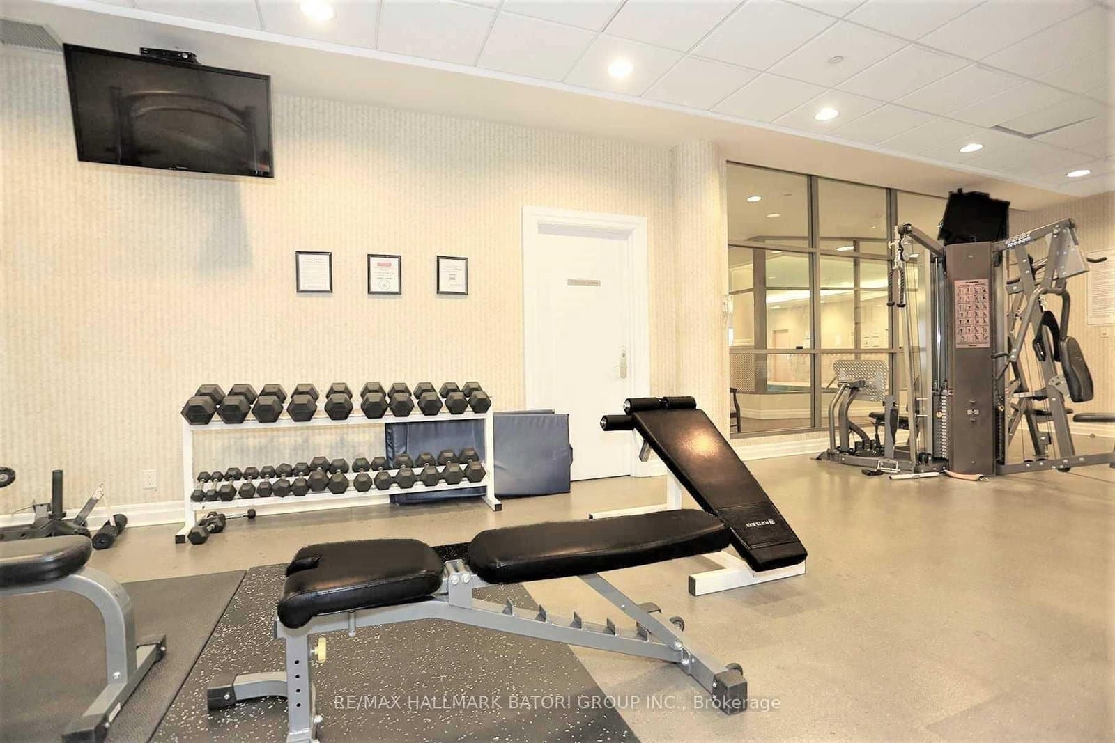 5233 Dundas Street W, Unit 316 thumbnail 15