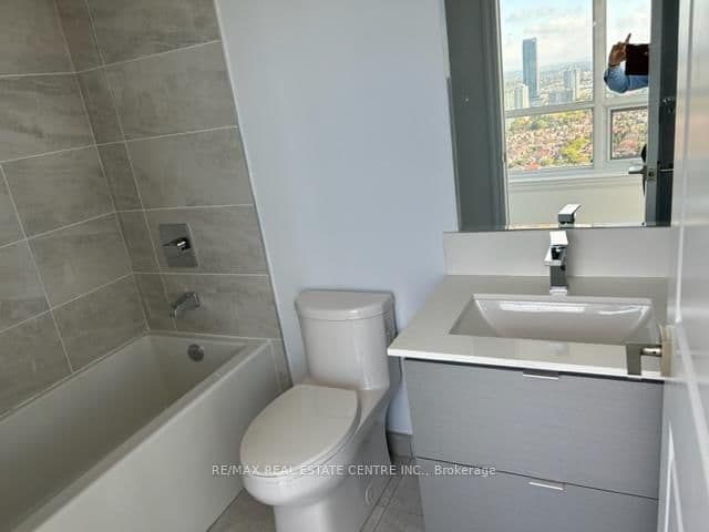 36 Elm Drive W, Unit 3608 thumbnail 10