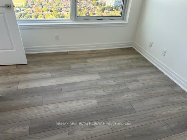36 Elm Drive W, Unit 3608 thumbnail 2