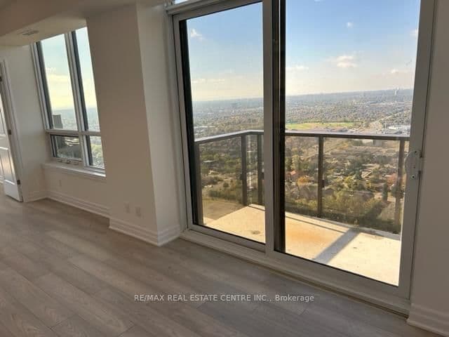 36 Elm Drive W, Unit 3608 thumbnail 3
